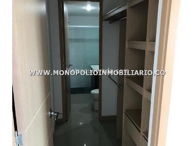 Apartamento de 2 alcobas en venta en Tres Esquinas, Sabaneta, 64 m² · foto 17 de 17