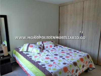 Apartamento de 2 alcobas en venta en Ancon Sur, Sabaneta, 66 m² · foto 3 de 14
