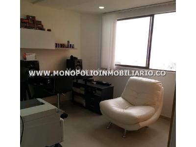 Apartamento de 3 alcobas en venta en Loma Linda, Sabaneta, 117 m² · foto 6 de 20