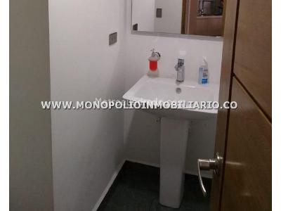 Apartamento de 3 alcobas en venta en Loma Linda, Sabaneta, 117 m² · foto 18 de 20