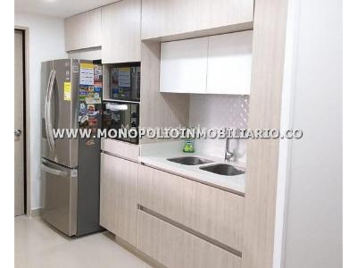 Apartamento de 3 alcobas en venta en Loma Linda, Sabaneta, 117 m² · foto 4 de 20