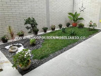 Casa de 3 alcobas en venta en Barro Blanco, Rionegro, 192 m² · foto 10 de 14