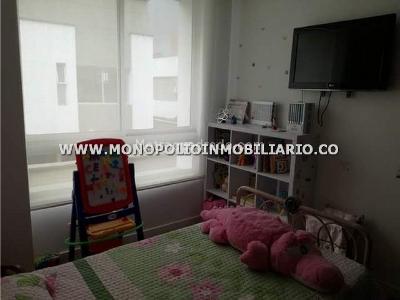 Casa de 3 alcobas en venta en Barro Blanco, Rionegro, 192 m² · foto 12 de 14
