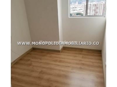 Apartamento de 2 alcobas en venta en Los Alcazares, Sabaneta, 80 m² · foto 13 de 20