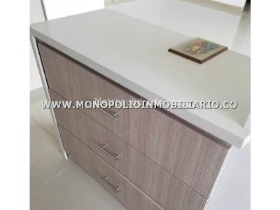Apartamento de 2 alcobas en venta en Los Alcazares, Sabaneta, 80 m² · foto 15 de 20