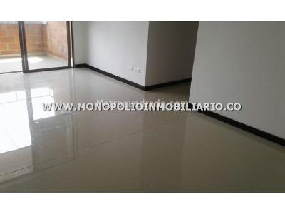 Apartamento de 3 alcobas en venta en San Jose, Sabaneta, 66 m² · foto 1 de 16