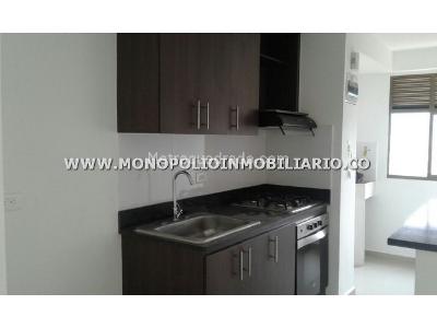 Apartamento de 3 alcobas en venta en San Jose, Sabaneta, 66 m² · foto 12 de 16