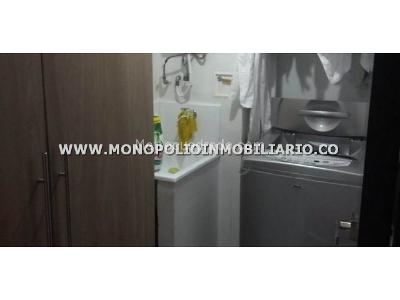 Apartamento de 3 alcobas en venta en Los Colores, Medellín, 78 m² · foto 4 de 20