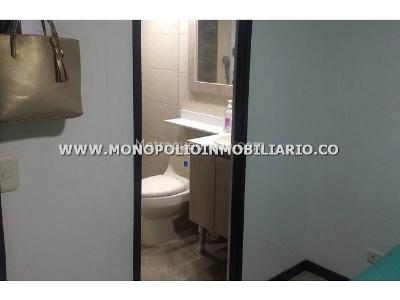 Apartamento de 3 alcobas en venta en Los Colores, Medellín, 78 m² · foto 5 de 20