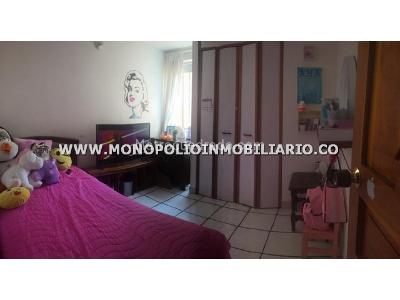 Casa de 4 alcobas en venta en La Mota, Medellín, 97 m² · foto 3 de 12