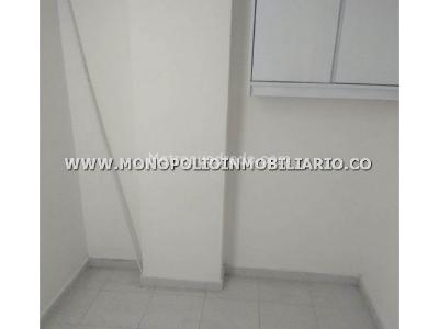 Apartamento en venta en Laureles, Medellín · foto 2 de 9