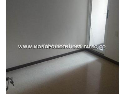Apartamento en venta en Laureles, Medellín · foto 5 de 9