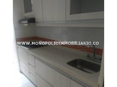 Apartamento en venta en Laureles, Medellín · foto 7 de 9