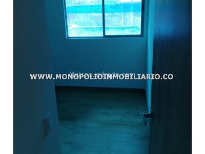Apartamento de 2 alcobas en venta en San Jose, Sabaneta, 72 m² · foto 2 de 16