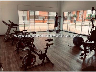 Apartamento en venta en Ciudad Del Rio, Medellín · foto 6 de 10