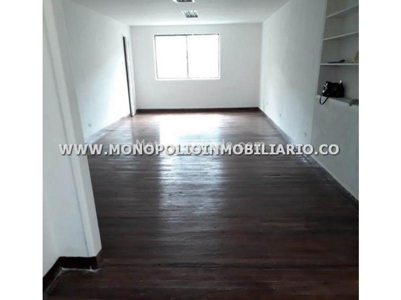 Apartamento Comercial Amplio de 3 Alcobas en Centro - 7