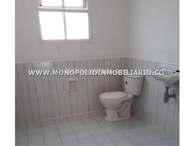 Apartamento de 3 alcobas en arriendo en Centro De La Ciudad, Medellín, 120 m² · foto 11 de 15
