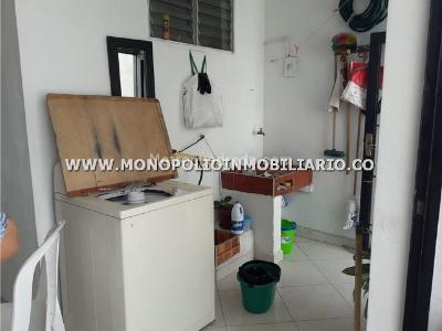 Casa de 5 alcobas en venta en Aranjuez, Medellín, 171 m² · foto 5 de 19