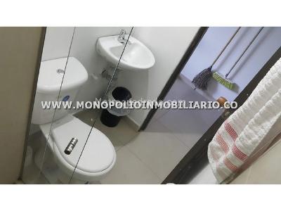 Apartaestudio en arriendo en Los Alpes, Medellín, 48 m² · foto 5 de 9