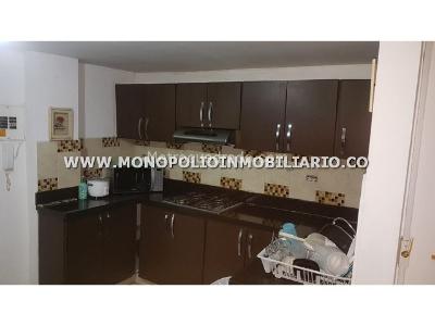 Apartamento de 3 alcobas en venta en Conquistadores, Medellín, 138 m² · foto 4 de 8
