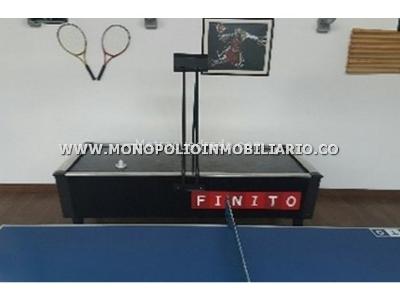 Apartamento en venta en Castropol, Medellín · foto 2 de 15