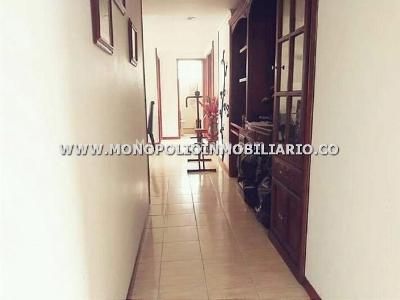 Apartamento en venta en Belenloma De Los Bernal, Medellín · foto 2 de 19