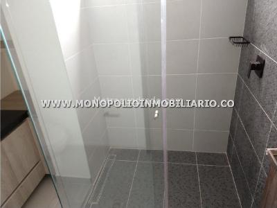 Apartamento de 3 alcobas en arriendo en La Castellana, Medellín, 113 m² · foto 13 de 17