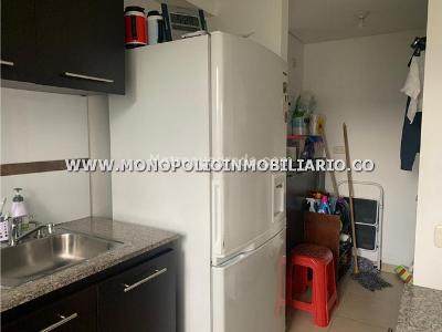 Apartamento de 3 alcobas en venta en La Mota, Medellín, 87 m² · foto 3 de 4
