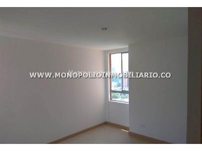 Apartamento de 3 alcobas en venta en El Trapiche, Sabaneta, 90 m² · foto 2 de 19