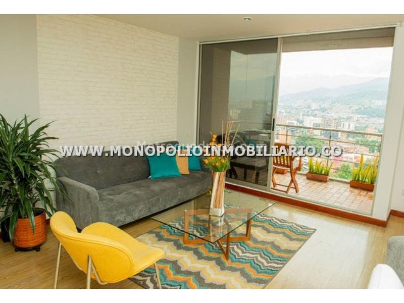 Furnished 2BR Apartment with Balcony in Lalinde, El Poblado