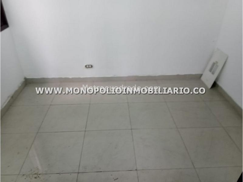 Casa Bifamiliar de 5 Alcobas en Simón Bolívar (280 m²) - 5