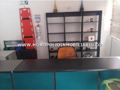 Casa de 5 alcobas en arriendo en El Nogal, Medellín, 220 m² · foto 10 de 16