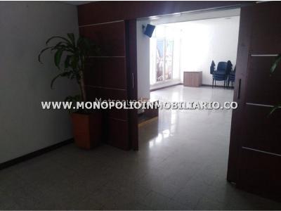Casa de 5 alcobas en arriendo en El Nogal, Medellín, 220 m² · foto 11 de 16
