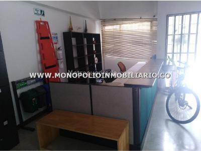 Casa de 5 alcobas en arriendo en El Nogal, Medellín, 220 m² · foto 15 de 16