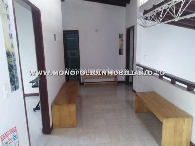 Casa de 5 alcobas en arriendo en El Nogal, Medellín, 220 m² · foto 16 de 16