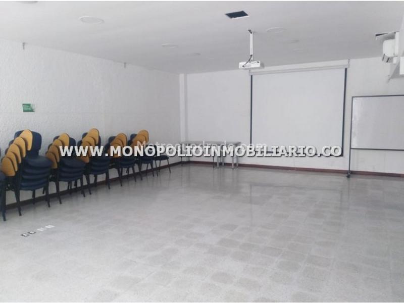 Casa Comercial en El Nogal - 2