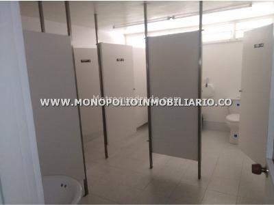 Casa de 5 alcobas en arriendo en El Nogal, Medellín, 220 m² · foto 9 de 16