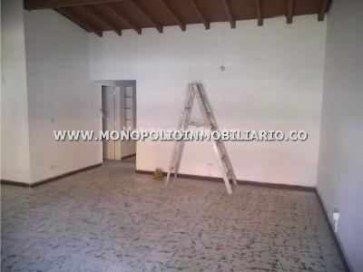 Casa de 4 alcobas en arriendo en El Nogal, Medellín, 254 m² · foto 10 de 20
