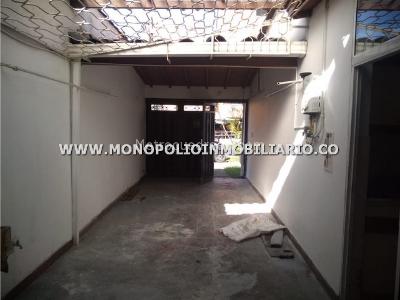Casa de 4 alcobas en arriendo en El Nogal, Medellín, 254 m² · foto 12 de 20