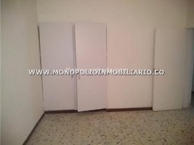 Casa de 4 alcobas en arriendo en El Nogal, Medellín, 254 m² · foto 17 de 20