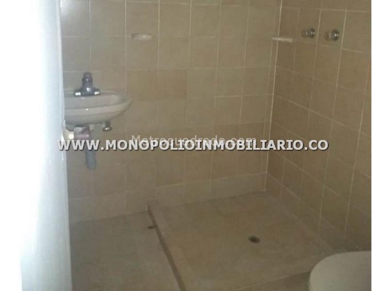 Casa Magnífica de 4 Alcobas en El Nogal - 3