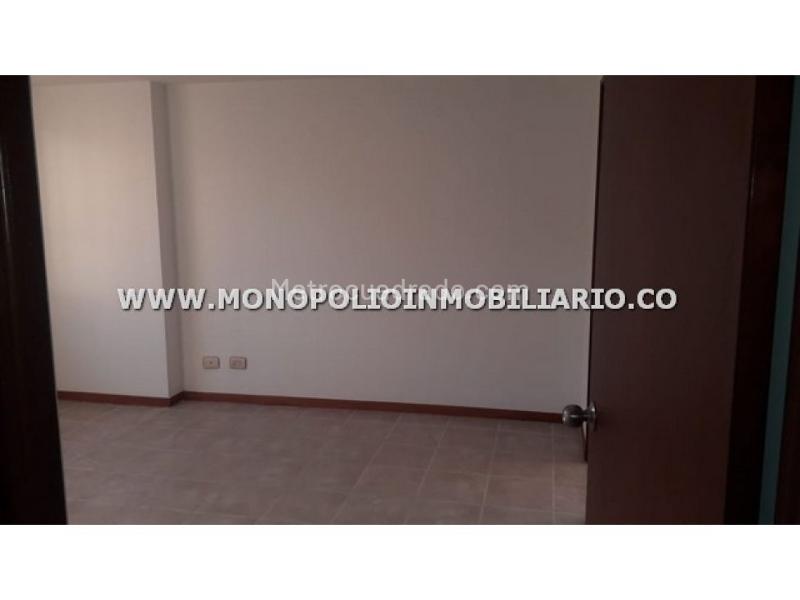 Apartamento de 2 Alcobas con Servicios en Patio Bonito - 2