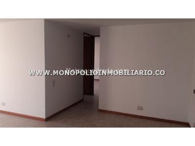 Apartamento de 2 alcobas en arriendo en Patio Bonito, Medellín, 92 m² · foto 3 de 10
