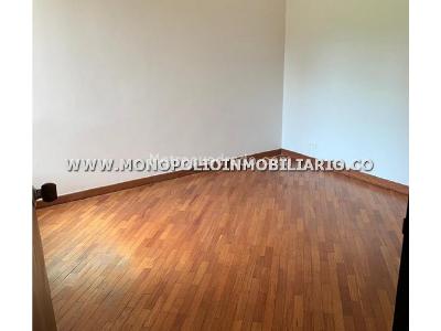Apartamento de 3 alcobas en venta en La Visitacion, Medellín, 103 m² · foto 4 de 7