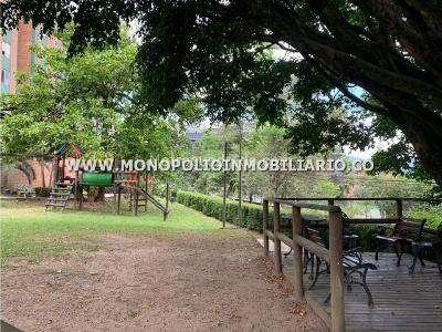 Apartamento de 3 alcobas en venta en La Visitacion, Medellín, 103 m² · foto 7 de 7