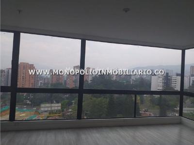 Apartamento de 3 alcobas en venta en El Castillo, Medellín, 302 m² · foto 8 de 11