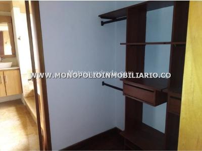 Casa de 4 alcobas en venta en El Esmeraldal, Envigado, 515 m² · foto 15 de 20