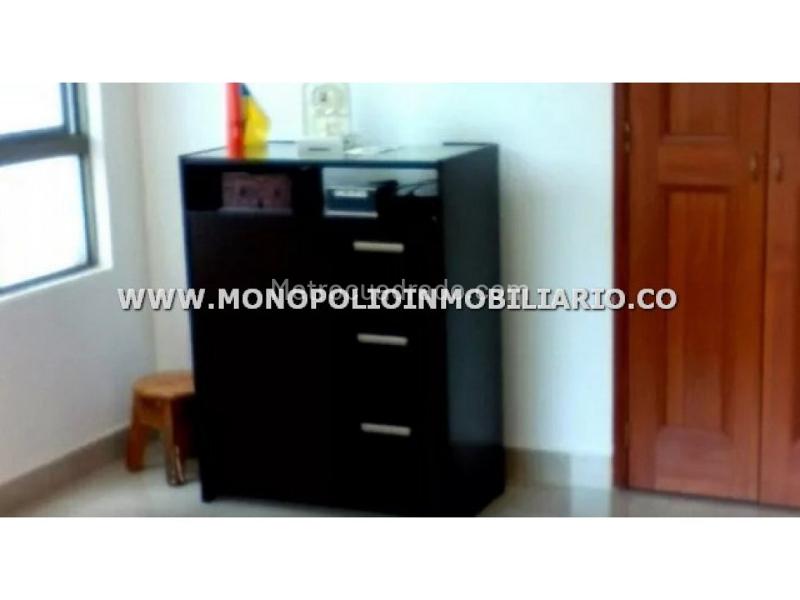 Charming 3BR Apartment in Los Balsos - 7