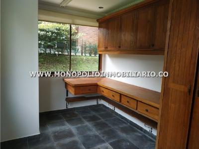 Casa de 3 alcobas en arriendo en Altos Del Poblado, Medellín, 360 m² · foto 17 de 20