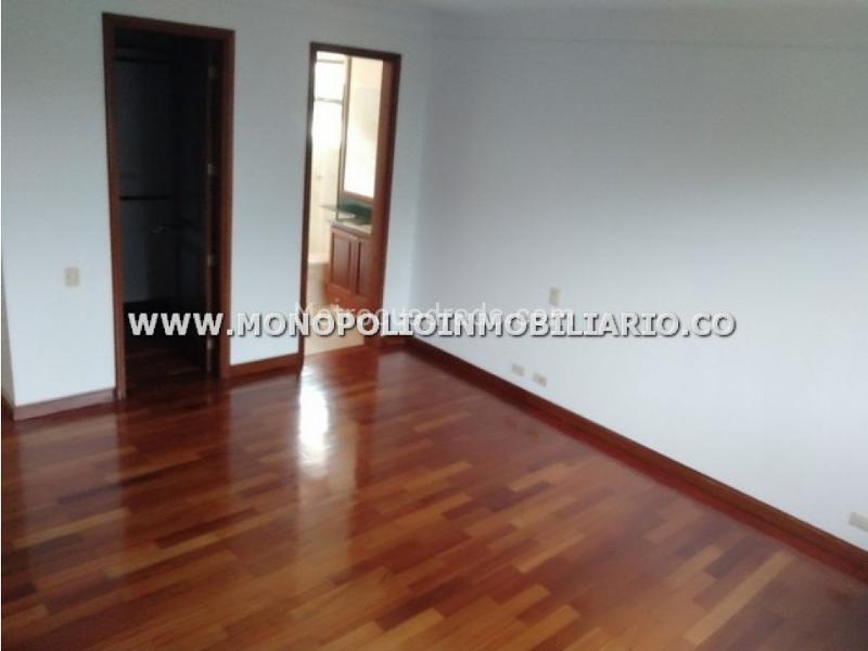 Casa Familiar de 3 Alcobas en Altos del Poblado (Sin Muebles) - 3